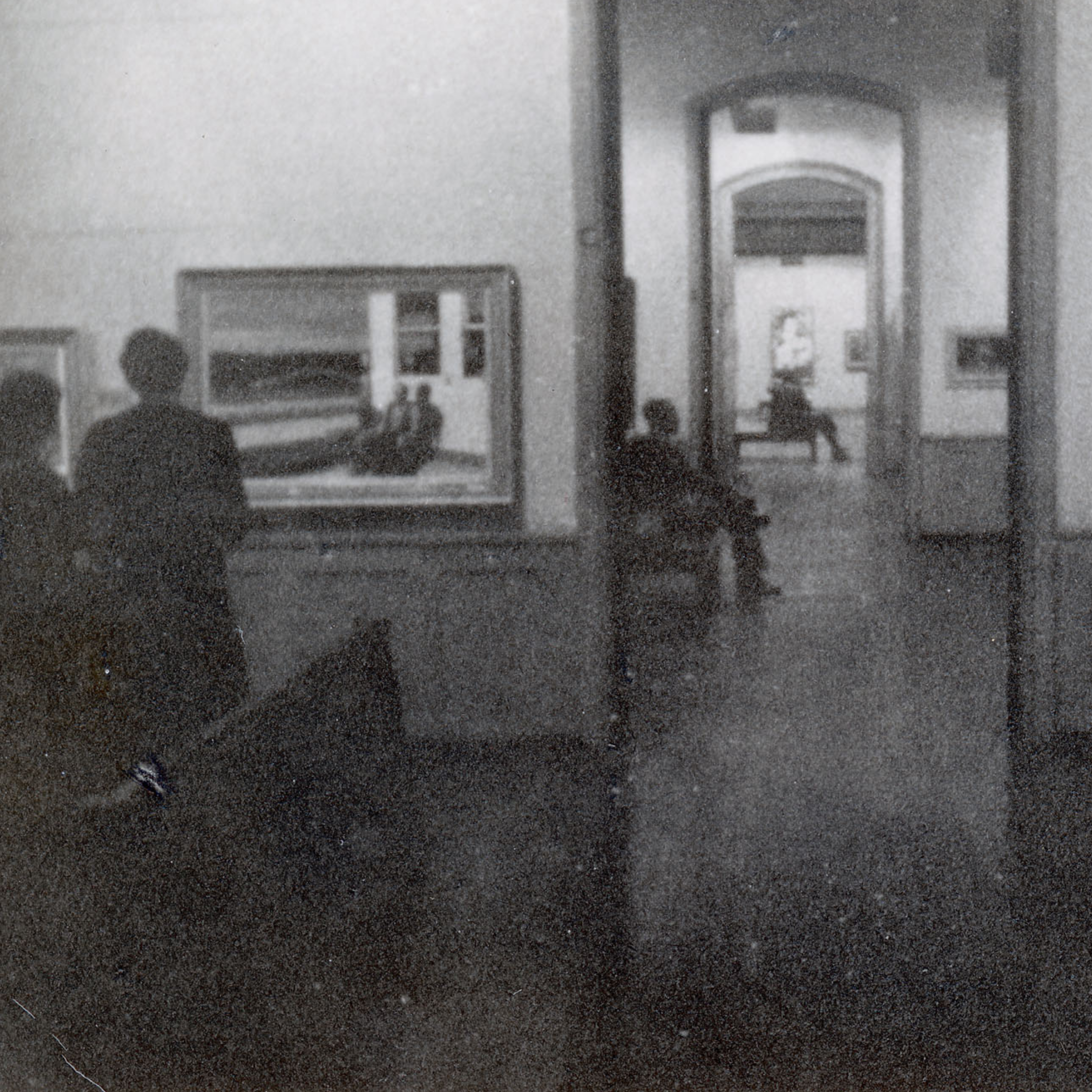 Historic photo of art gallery.